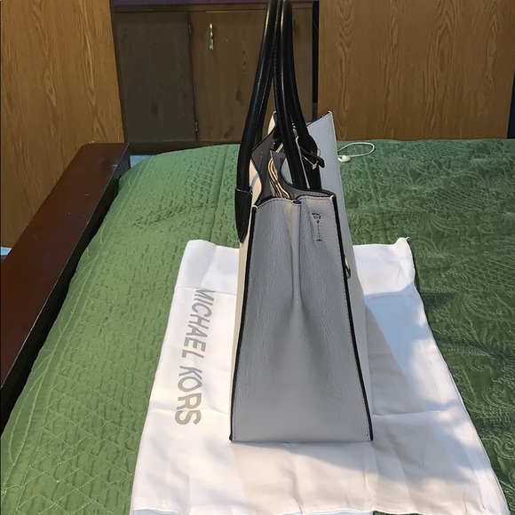 Michael Kors LG Conv tote in white leather - Picture 3 of 4